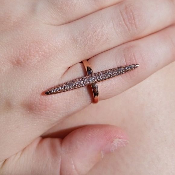 New* Rose Gold Spear Ring - Picture 3 of 4
